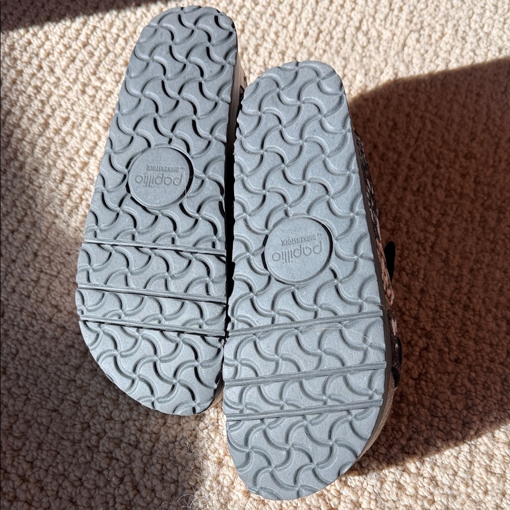 Birkenstock Black Floral Buckle Sandals - Picture 5 of 5